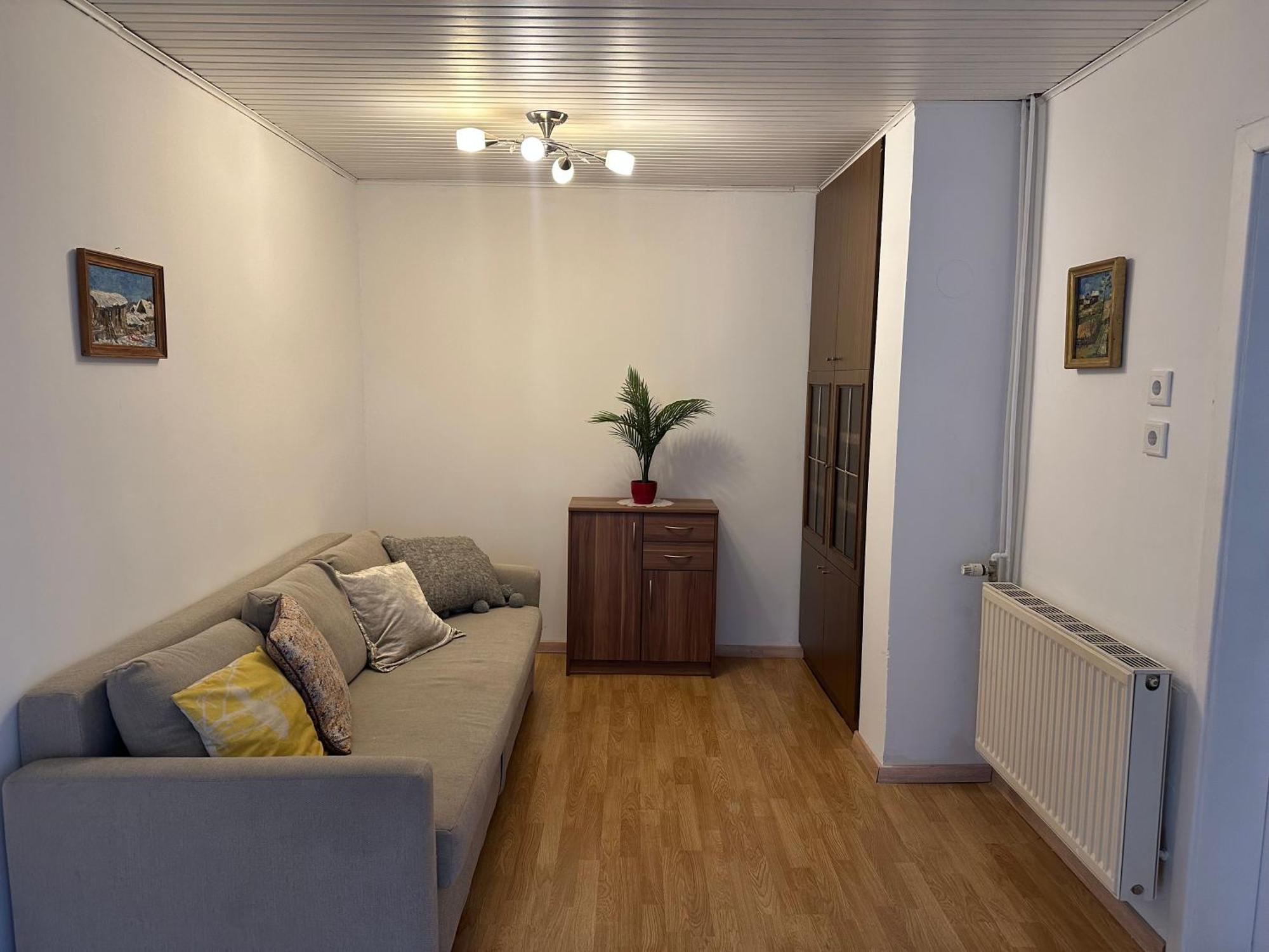 Cheap Outlet Center Apartment With Pool Parndorf Exterior photo